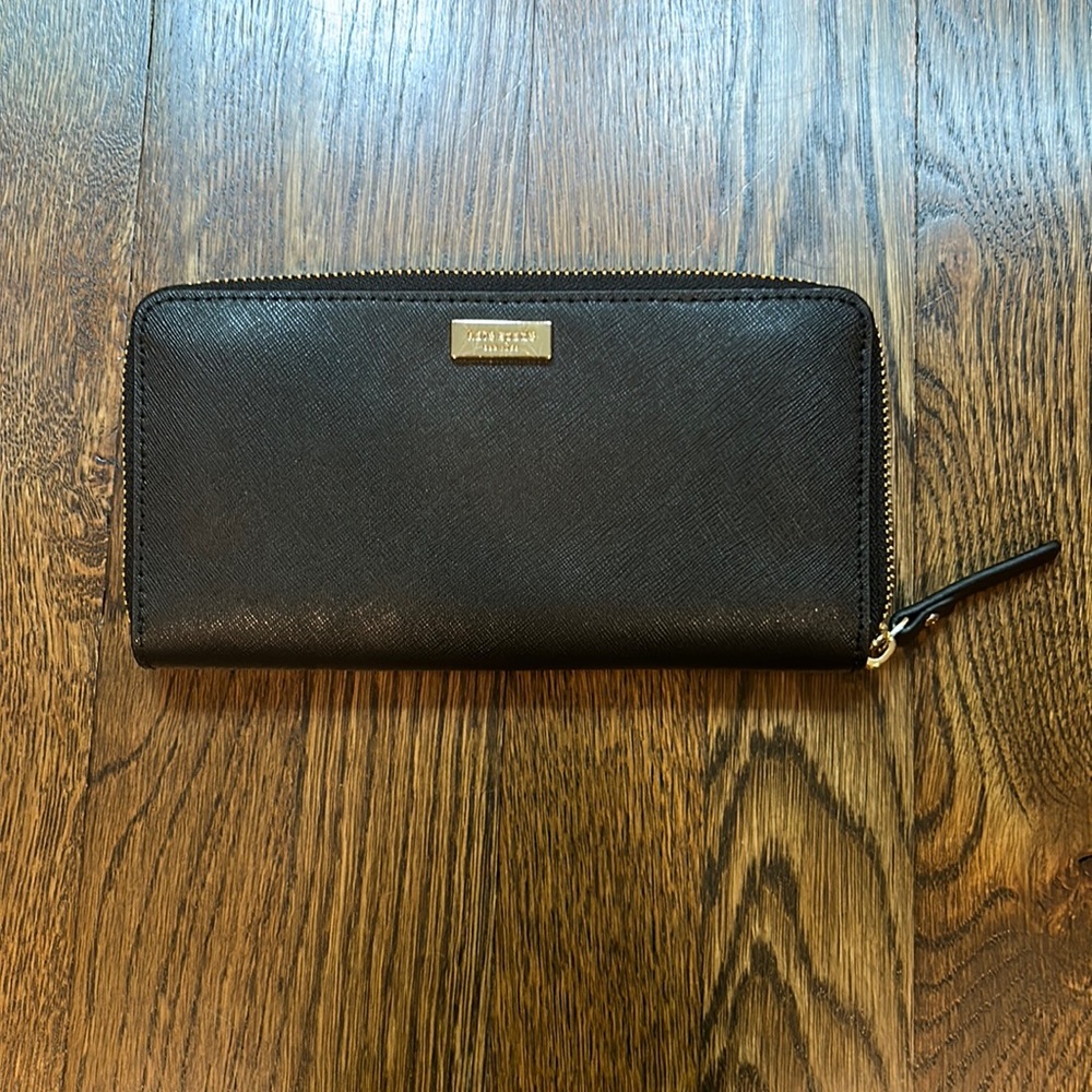 Kate Spade Wallet NWOT